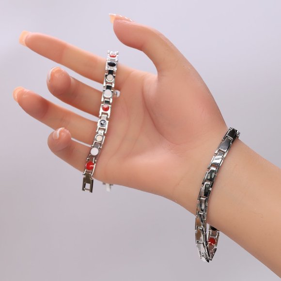 Stainless steel bracelet with easy clip lock. - Picture 5 of 12